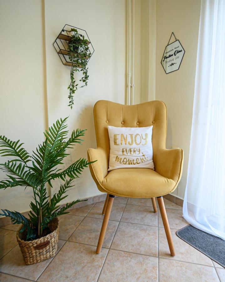 Yellow Fresh Apartment-City Center Alexandroúpolis Ngoại thất bức ảnh